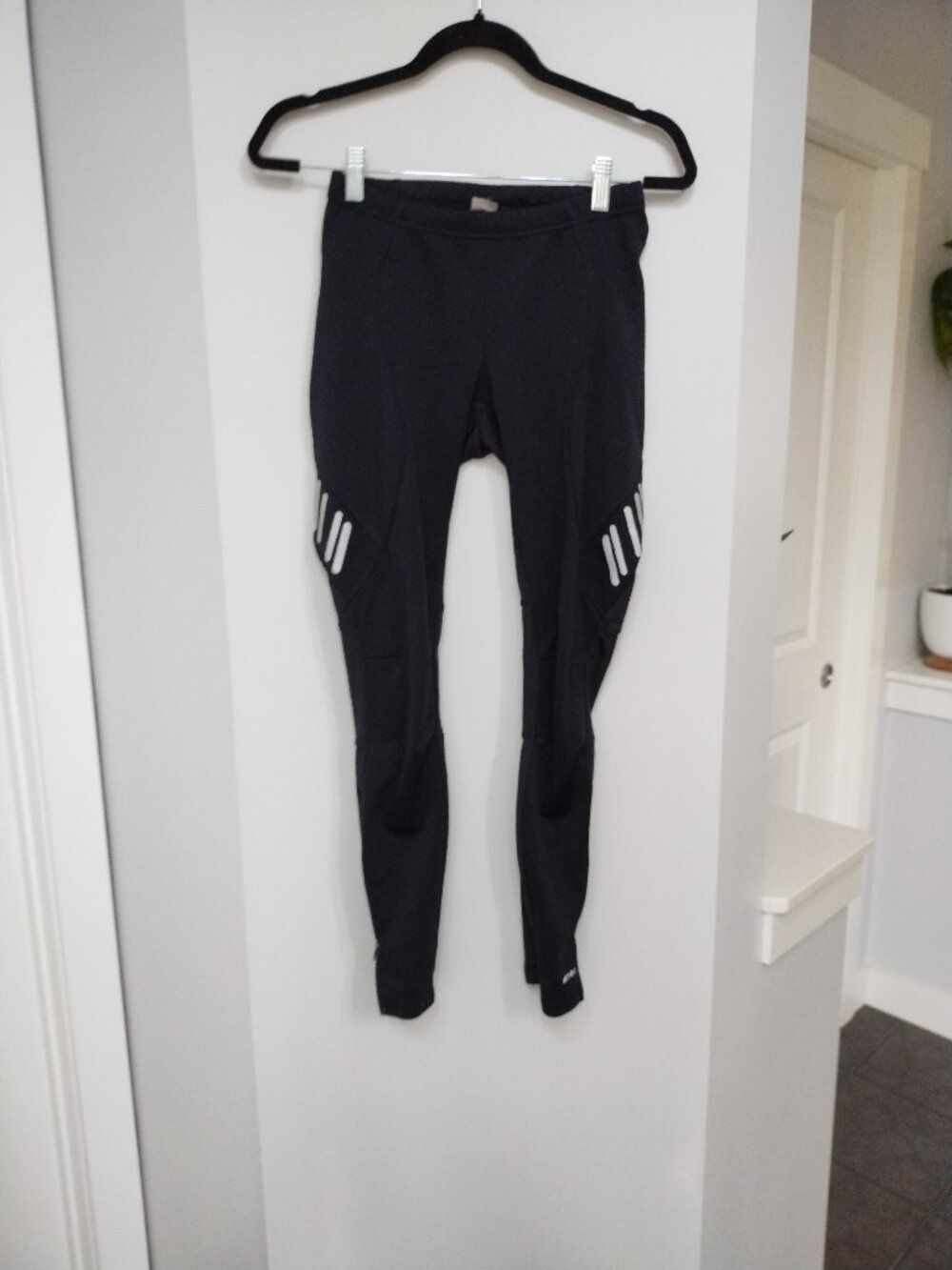 Mountain Equipment Coop MEC compression winter leggings with reflective